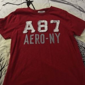 Red Aēropostale T-Shirt